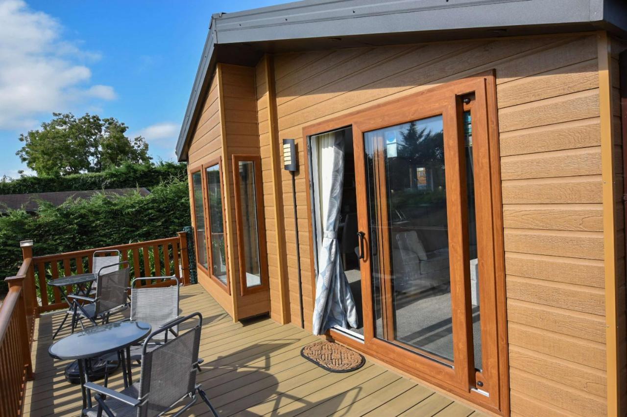 Rowan A Welcoming Countryside Lodge Ryde  Exterior foto